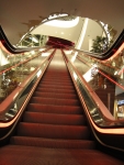 Eine Treppe im Kaufhaus in Frankfurt am Main